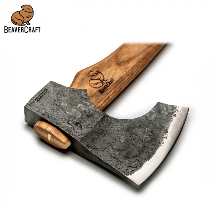 Брадва с дървена дръжка / BeaverCraft AX4 / 3