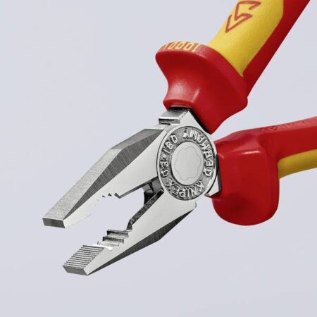 Комбинирани клещи 180 мм / KNIPEX 0306180 T / с тока на закрепване 2