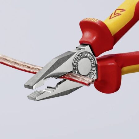 Комбинирани клещи 180 мм / KNIPEX 0306180 T / с тока на закрепване 5