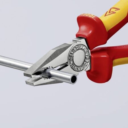 Комбинирани клещи 180 мм / KNIPEX 0306180 T / с тока на закрепване 7