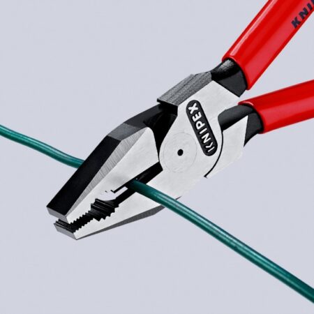 Комбинирани клещи 225 мм / KNIPEX 0202225 T / с тока на закрепване 4