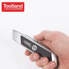 Листов нож с автоматично прибиране на острието / Toolland MES08 /