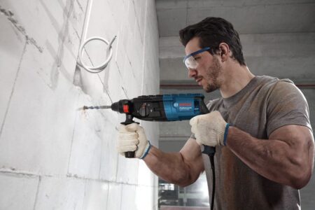 Перфоратор 2.7J SDS Plus Bosch GBH 240 / 0611272100 / 3