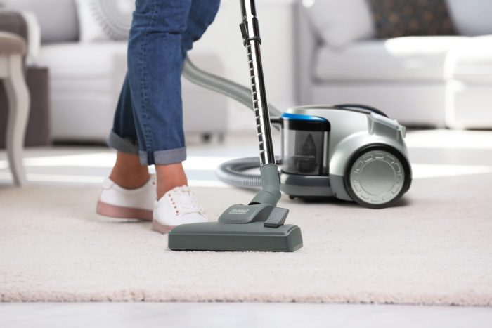 Прахосмукачка без торба / Black+Decker BXVML700E / 8