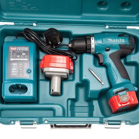 Винтоверт - бормашина, акумулаторна / MAKITA 6271DWAE / 12V 5