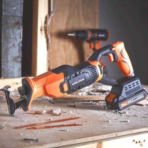 Акумулаторен саблен трион 18V Evolution R150RCP-Li / 104-0001B / 9